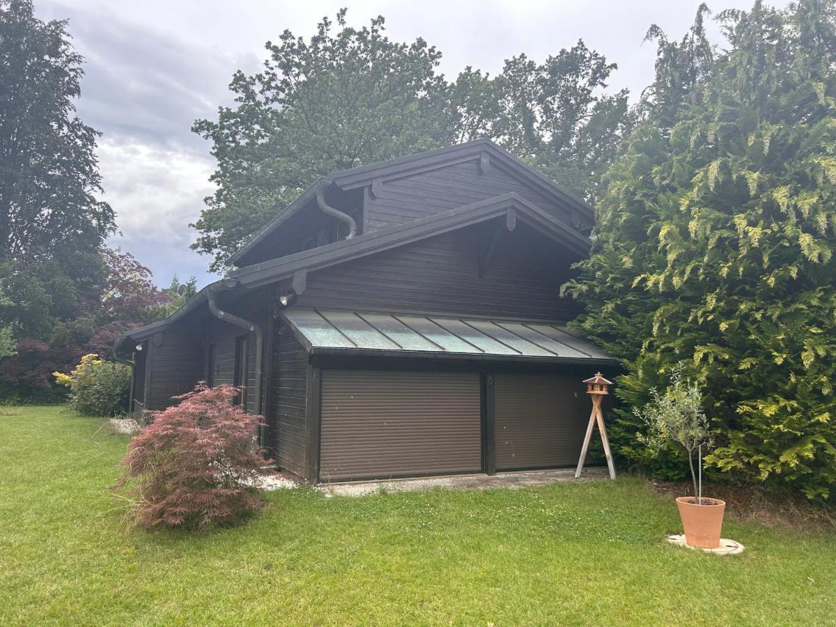Villa Idyllisches Einfamilienhaus Bei Muenchen Exterior foto